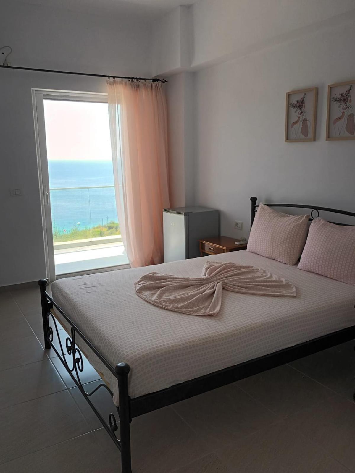 Paradise View Himarë Extérieur photo